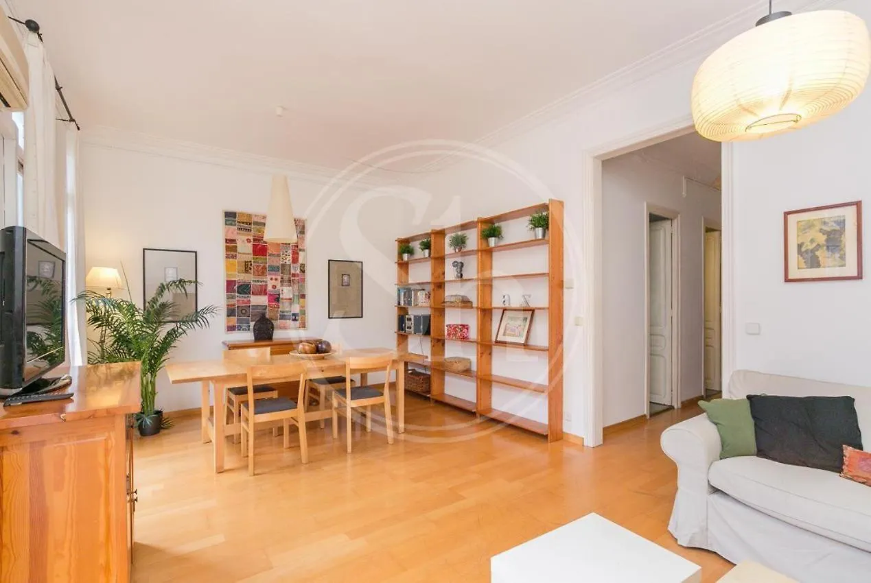 Bonito Apartamento En El Eixample Barcelona